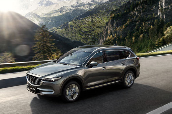 长安马自达次世代MAZDA3昂克赛拉M-TALK | 这款车征服了现役年龄最高的赛车手