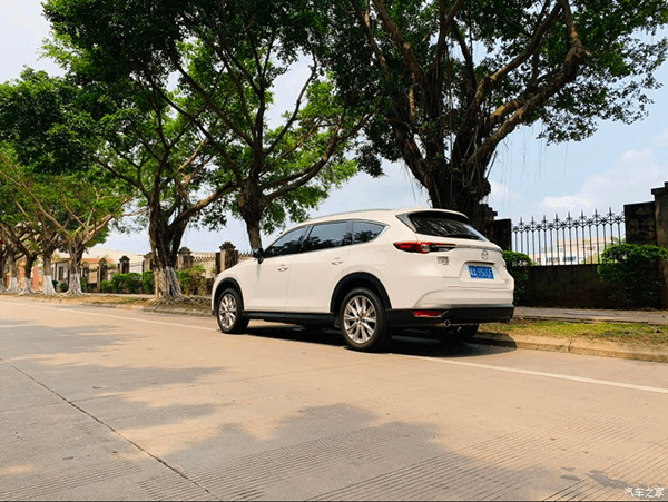 长安马自达次世代MAZDA3昂克赛拉M-TALK | 这款车征服了现役年龄最高的赛车手