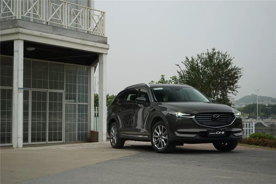cx-8多少钱，全新cx-8，cx-8空间怎么样，cx-8乘坐感受怎么样