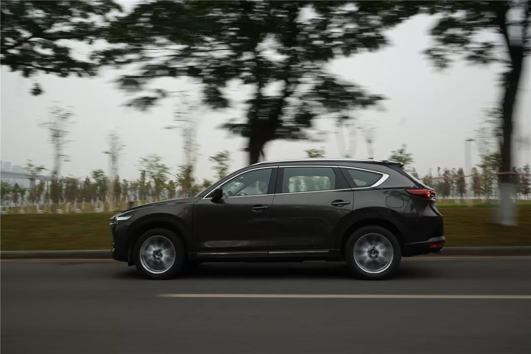 cx-8多少钱，全新cx-8，cx-8空间怎么样，cx-8乘坐感受怎么样